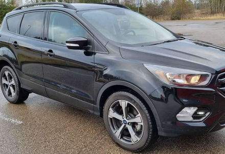 Продам Ford Escape 1.5 EcoBoost AT (179 к.с) 2018 года в Полтаве