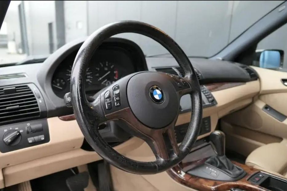 Продам BMW X5 Е53 2003 года в Киеве