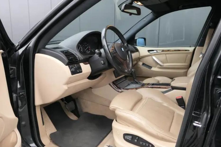 Продам BMW X5 Е53 2003 года в Киеве