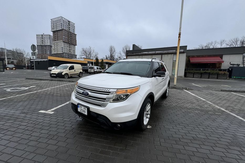 Продам Ford Explorer 2014 года в Днепре