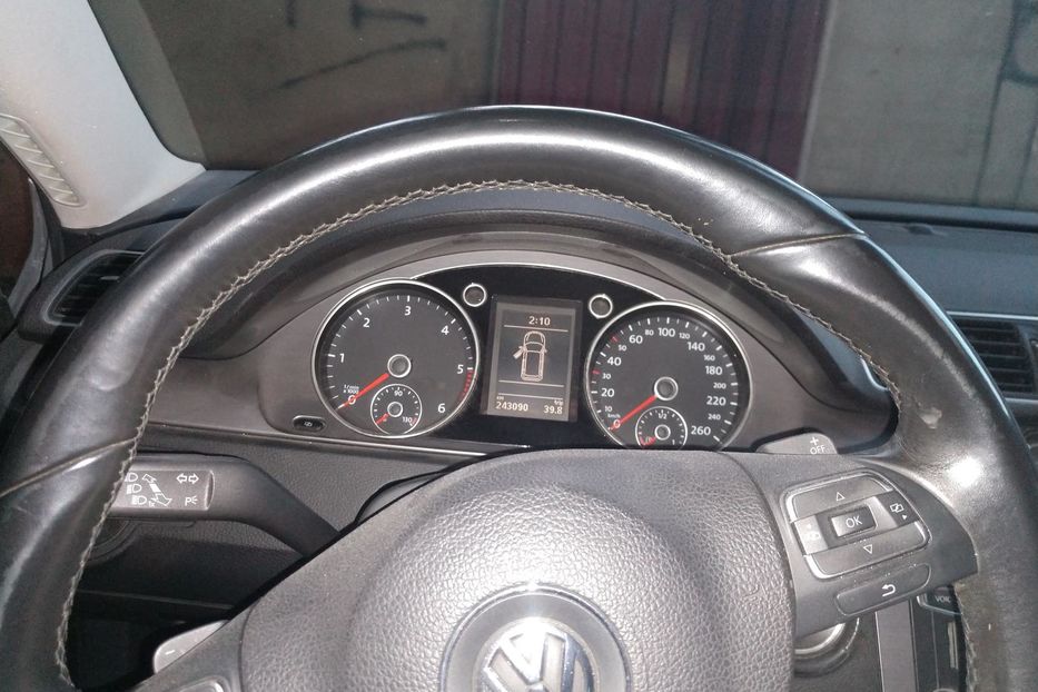 Продам Volkswagen Passat B7 2012 года в Киеве