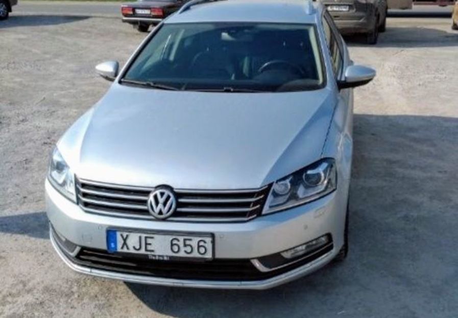 Продам Volkswagen Passat B7 2012 года в Киеве