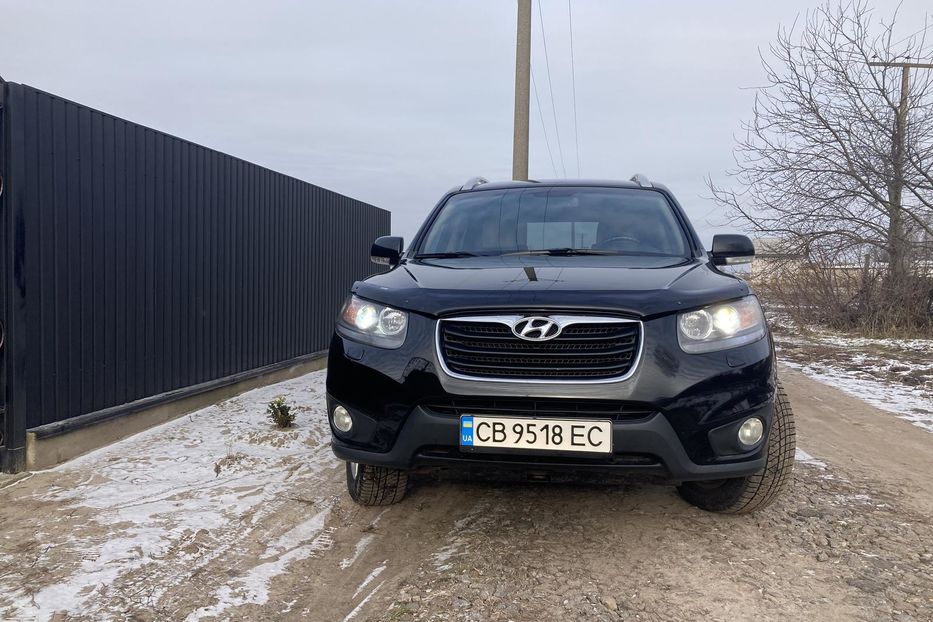 Продам Hyundai Santa FE 2011 года в г. Ичня, Черниговская область