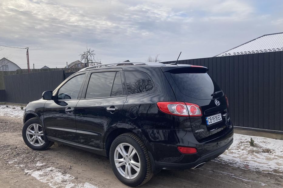 Продам Hyundai Santa FE 2011 года в г. Ичня, Черниговская область