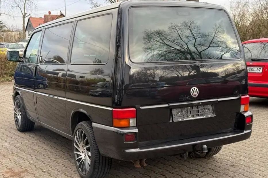 Продам Volkswagen T4 (Transporter) пасс. 2003 года в Харькове