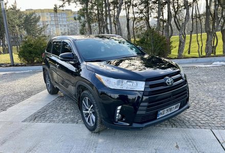 Продам Toyota Highlander AWD XLE 2018 года в Днепре