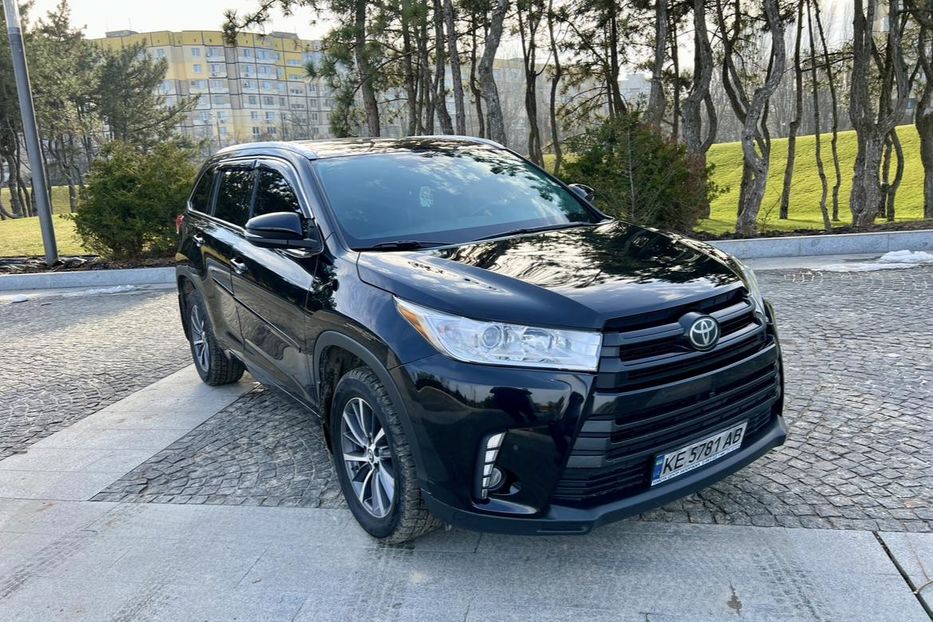 Продам Toyota Highlander AWD XLE 2018 года в Днепре