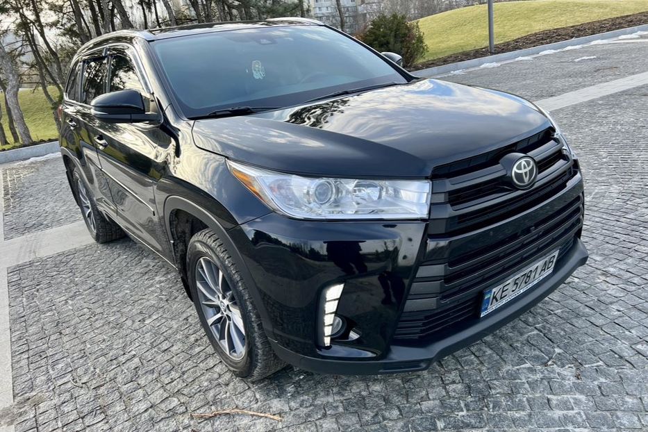 Продам Toyota Highlander AWD XLE 2018 года в Днепре