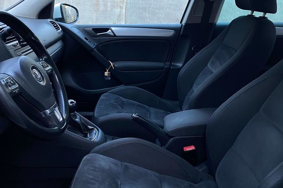 Продам Volkswagen Golf  VI 1.4 TSI 2010 года в г. Мена, Черниговская область