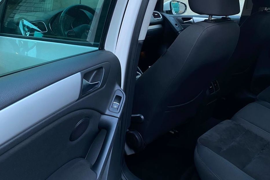 Продам Volkswagen Golf  VI 1.4 TSI 2010 года в г. Мена, Черниговская область