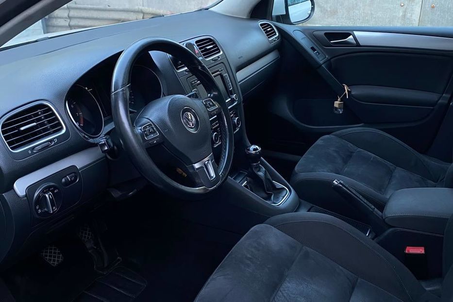 Продам Volkswagen Golf  VI 1.4 TSI 2010 года в г. Мена, Черниговская область