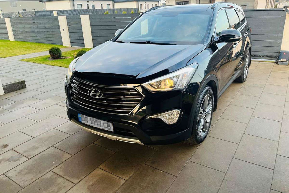 Продам Hyundai Santa FE 2016 года в Ровно