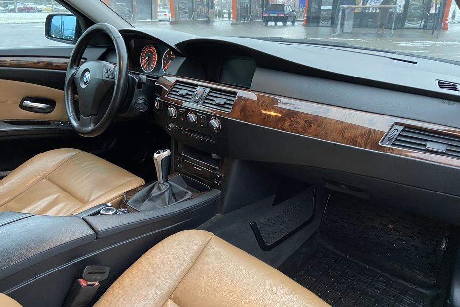 Продам BMW 523 2008 года в г. Хорол, Полтавская область