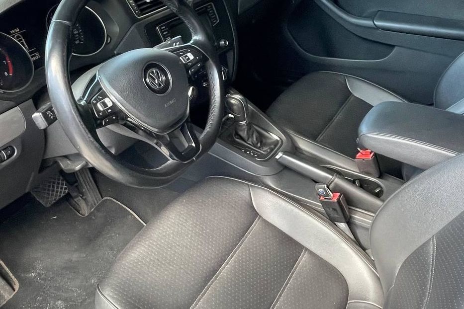 Продам Volkswagen Jetta Mk6 2017 года в г. Шостка, Сумская область