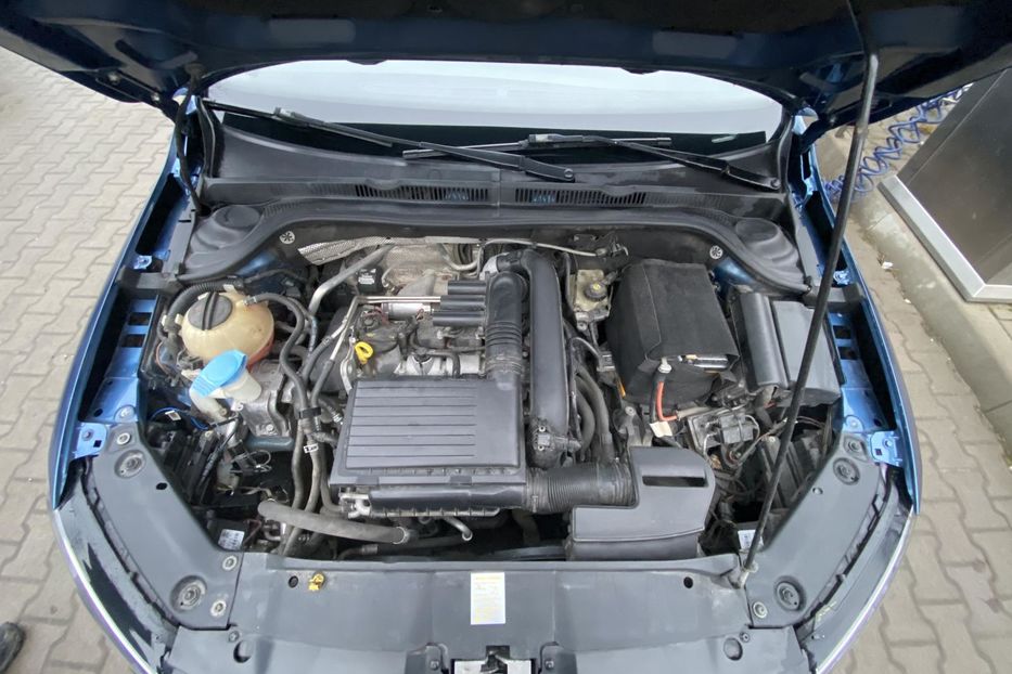 Продам Volkswagen Jetta Mk6 2017 года в г. Шостка, Сумская область