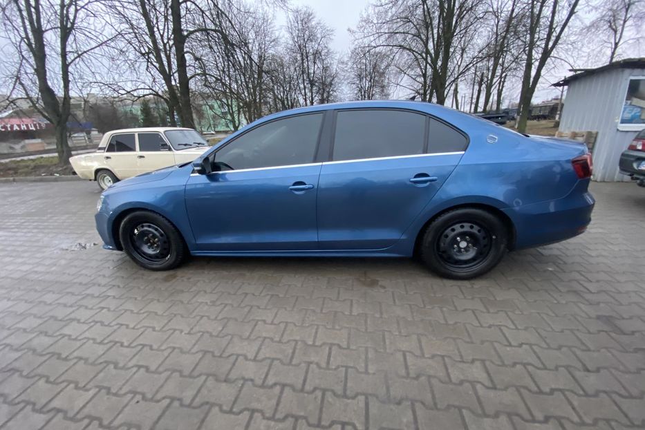 Продам Volkswagen Jetta Mk6 2017 года в г. Шостка, Сумская область