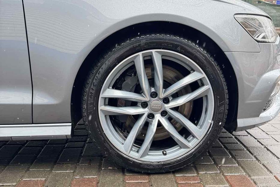 Продам Audi S6 2016 года в Одессе