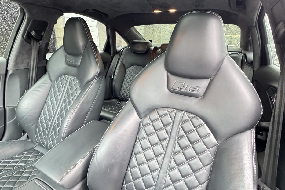Продам Audi S6 2016 года в Одессе