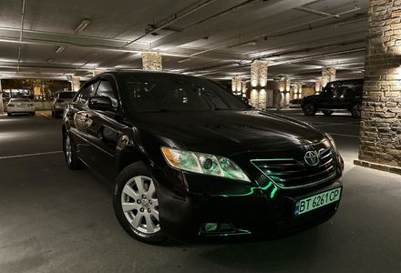 Продам Toyota Camry 2008 года в Одессе