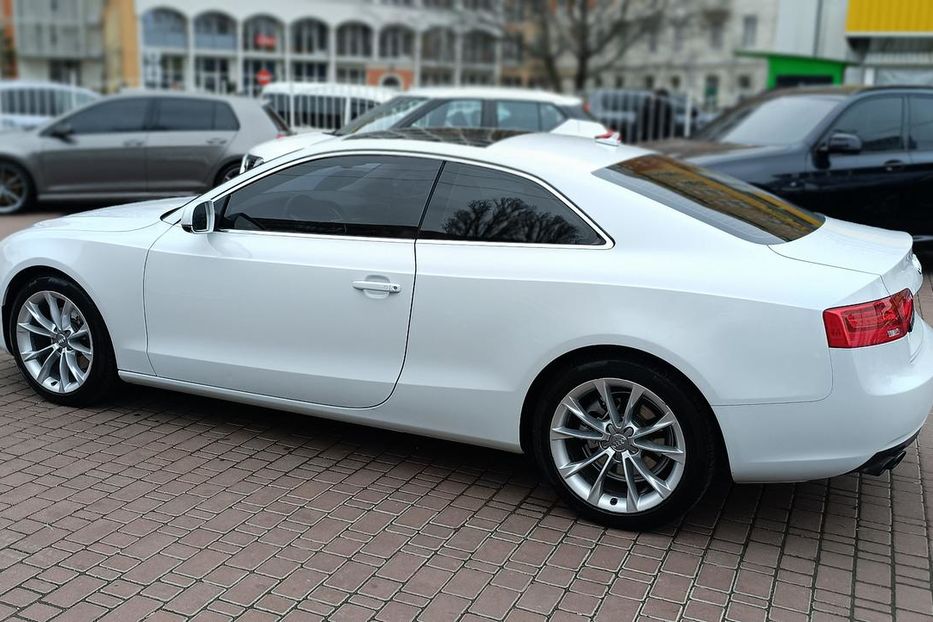 Продам Audi A5 2012 года в Одессе