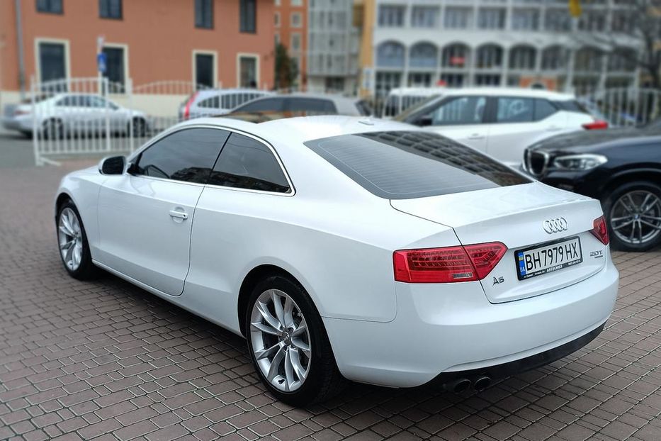 Продам Audi A5 2012 года в Одессе