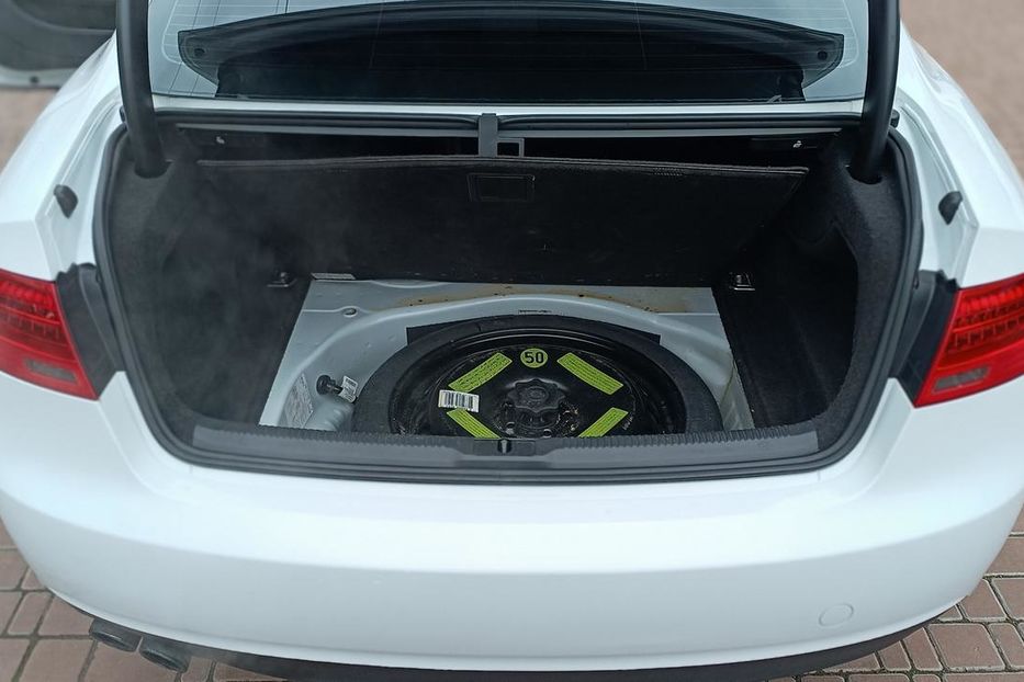 Продам Audi A5 2012 года в Одессе