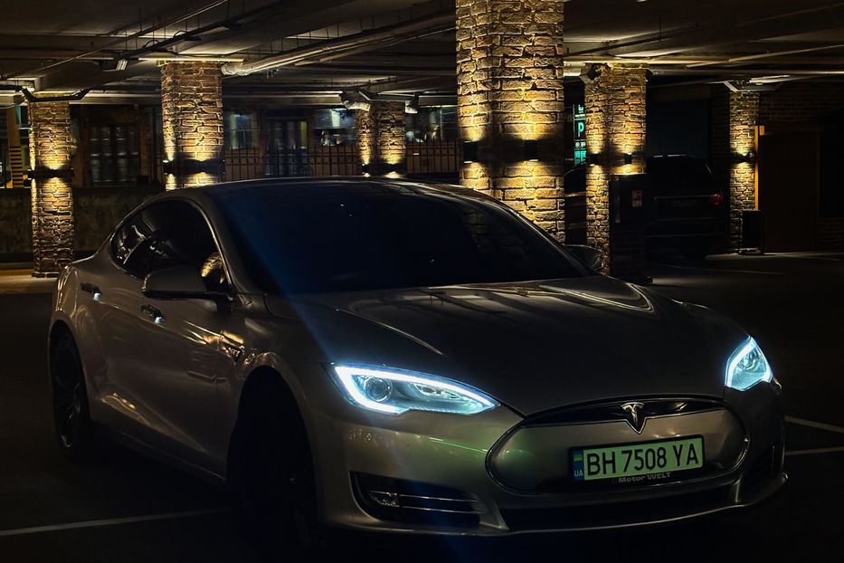 Продам Tesla Model S 2013 года в Одессе