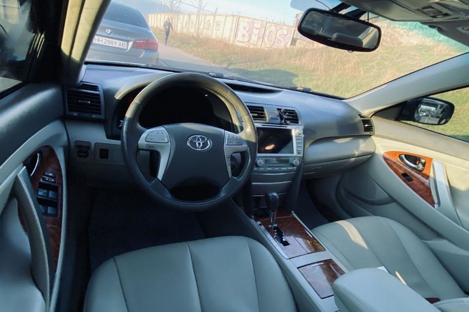 Продам Toyota Camry 2008 года в Одессе