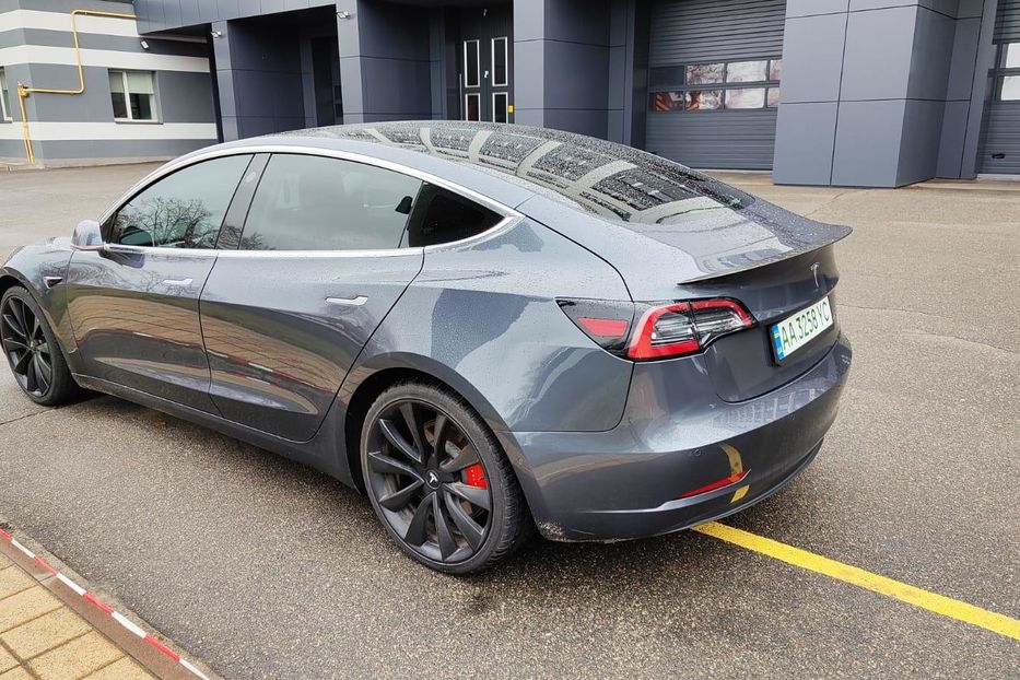 Продам Tesla Model 3 Performance 75 kWh Dual Motor 2020 года в Киеве