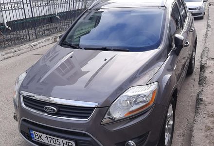 Продам Ford Kuga 2012 года в г. Кузнецовск, Ровенская область