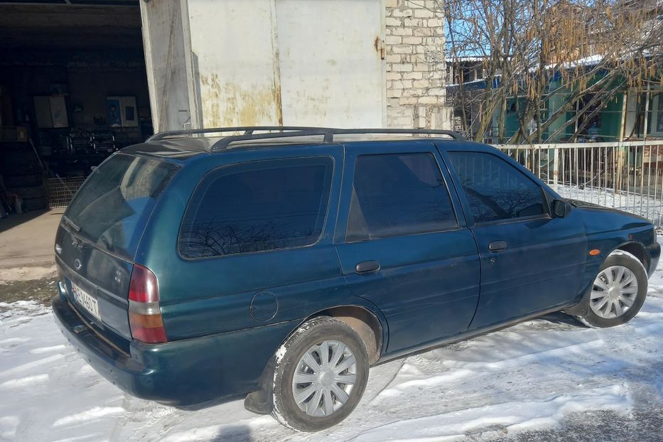 Продам Ford Escort 1996 года в г. Кривой Рог, Днепропетровская область