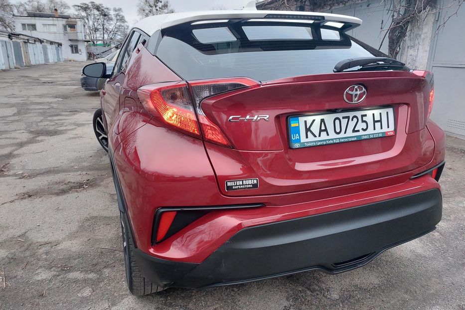 Продам Toyota C-HR Автомат 2018 года в Киеве