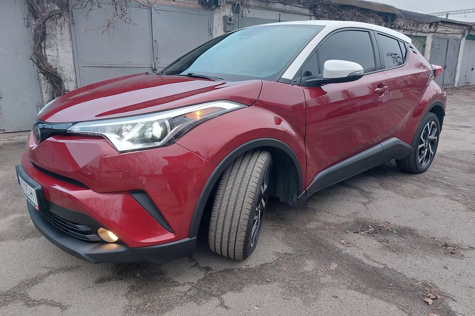 Продам Toyota C-HR Автомат 2018 года в Киеве