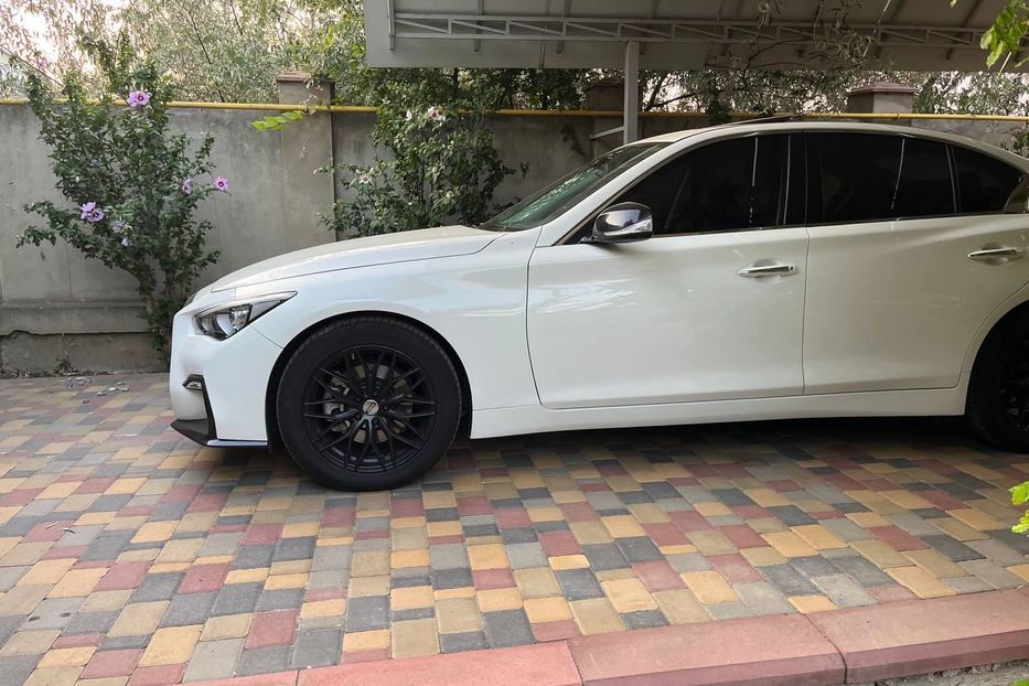 Продам Infiniti Q50 3.0t АТ (300 к.с.) 2017 года в Одессе