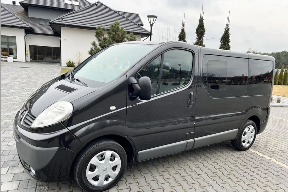 Продам Renault Trafic пасс. 2009 года в Запорожье