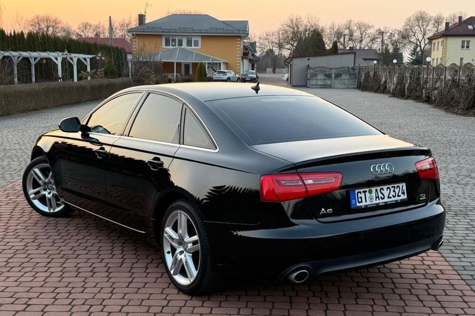 Продам Audi A4 2011 года в Киеве