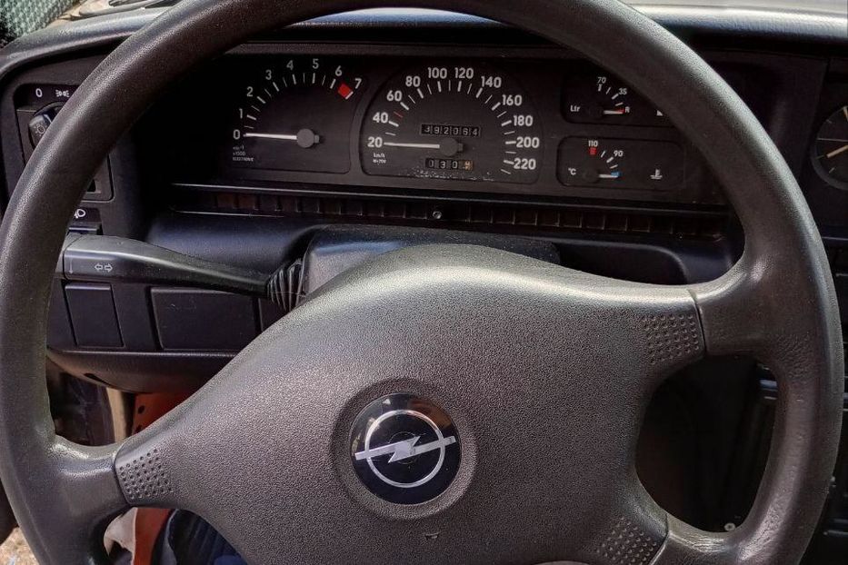 Продам Opel Omega 1991 года в Харькове