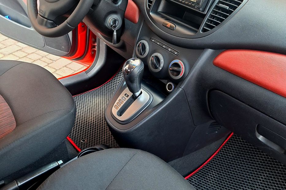 Продам Hyundai i10 2012 года в г. Белая Церковь, Киевская область