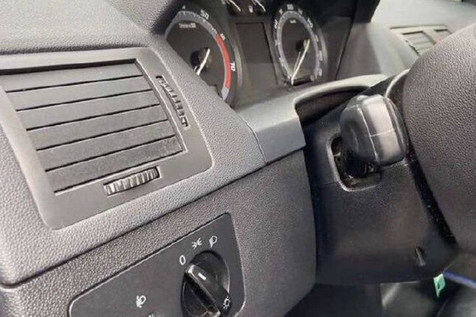 Продам Skoda Fabia 2006 года в Харькове