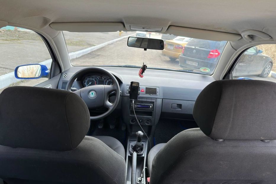 Продам Skoda Fabia 2006 года в Харькове