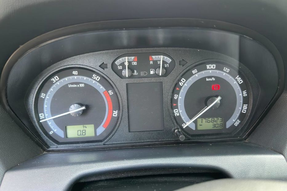Продам Skoda Fabia 2006 года в Харькове
