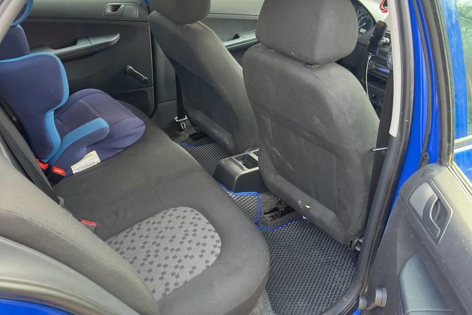 Продам Skoda Fabia 2006 года в Харькове