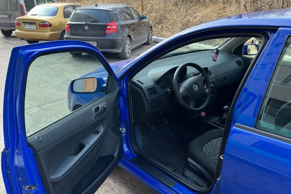 Продам Skoda Fabia 2006 года в Харькове