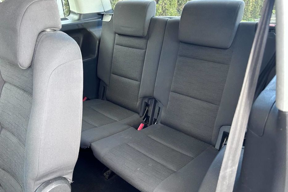 Продам Volkswagen Touran 1.6 mpi 7-місць 2009 года в Львове