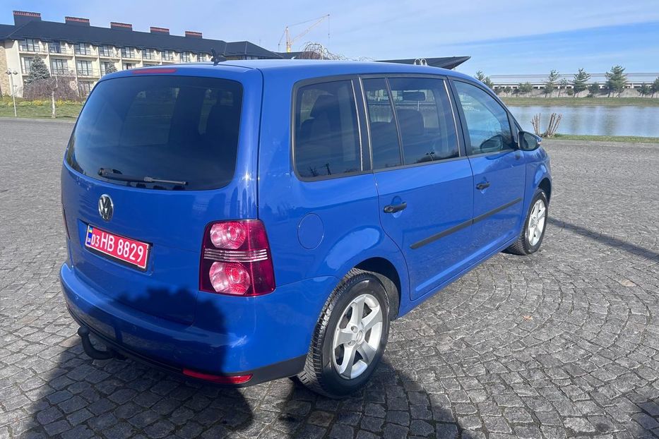 Продам Volkswagen Touran 1.6 mpi 2009 р.в 2009 года в Львове
