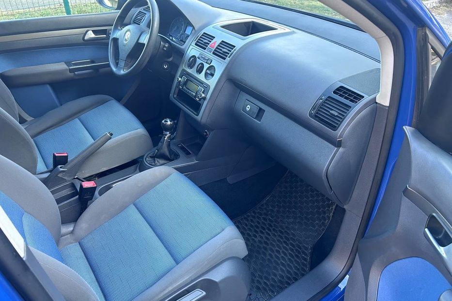 Продам Volkswagen Touran 1.6 mpi 2009 р.в 2009 года в Львове