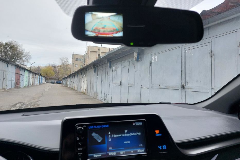Продам Toyota C-HR Автомат 2018 года в Киеве