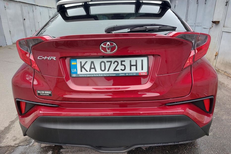 Продам Toyota C-HR Автомат 2018 года в Киеве