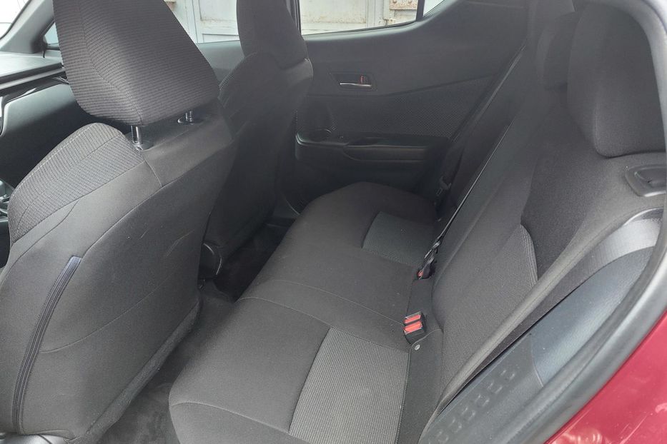 Продам Toyota C-HR Автомат 2018 года в Киеве