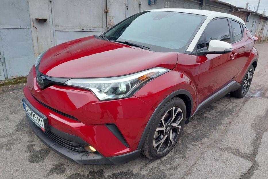 Продам Toyota C-HR Автомат 2018 года в Киеве